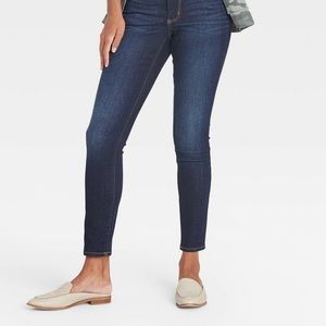 universal thread mid rise skinny jeans